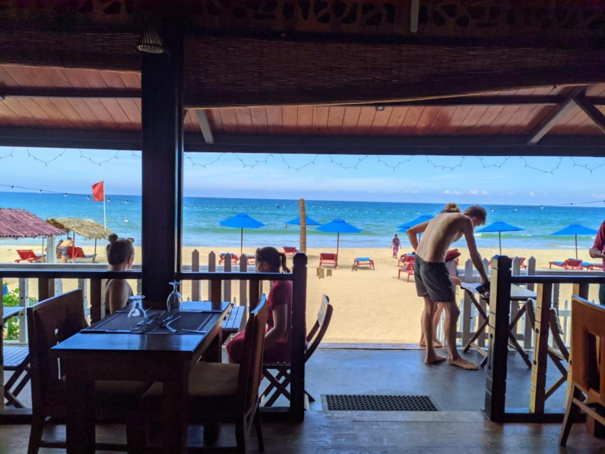 Blue Sand Beach Resort Trincomalee Eksteriør billede